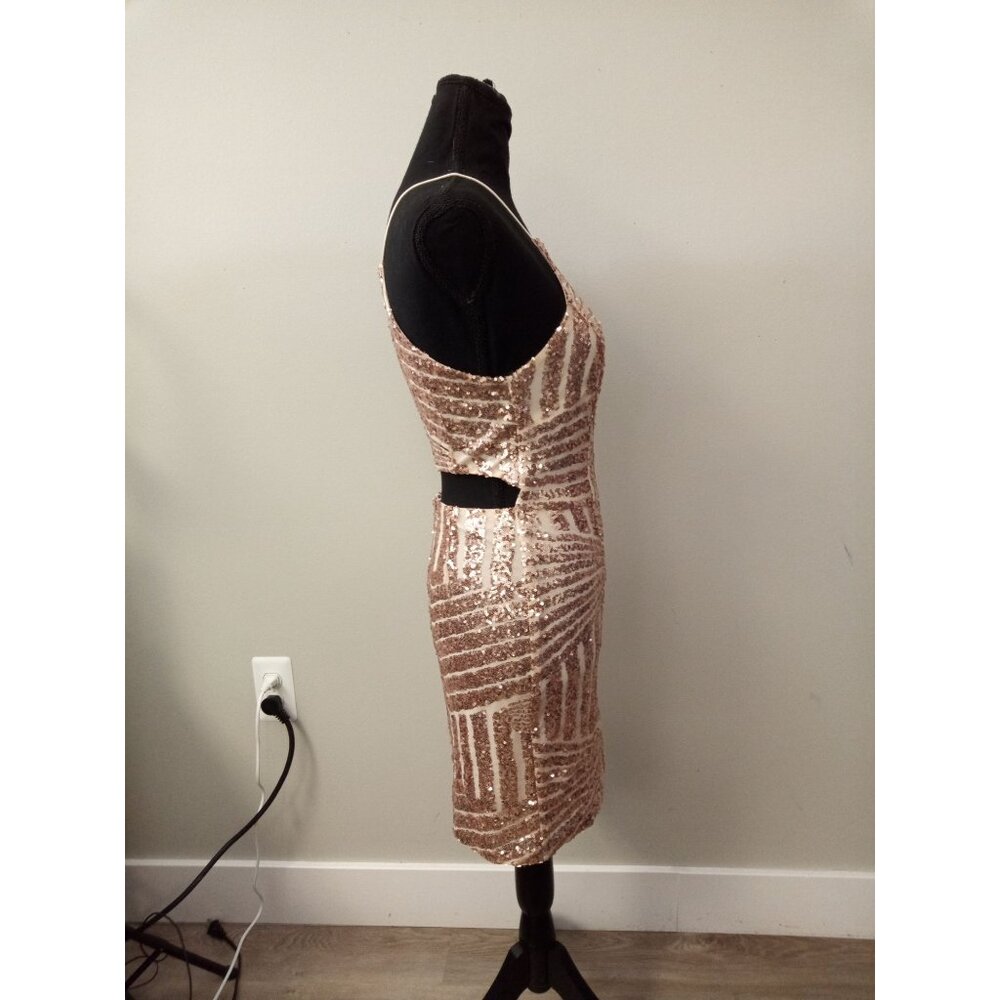 Charlotte Russe Junior's Tan Rose Gold Mini Dress Size Small (Homecoming) - Picture 3 of 10